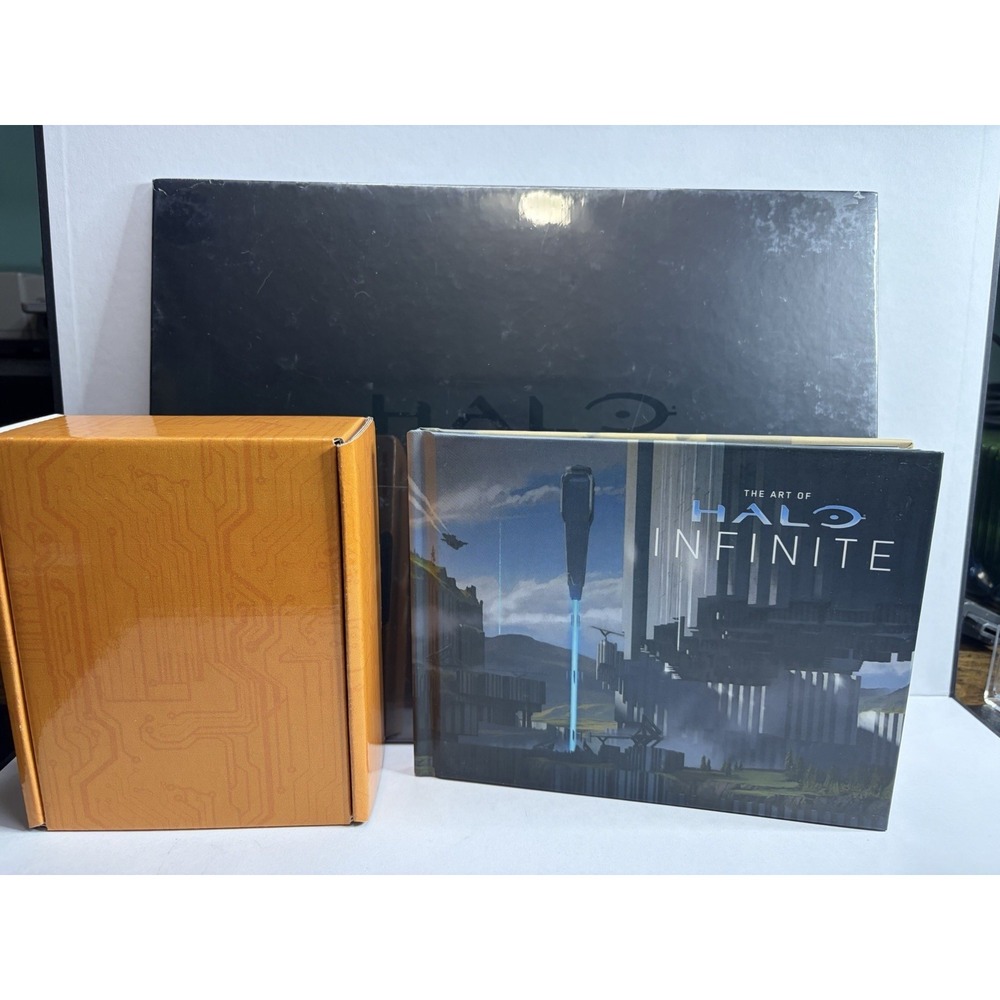 HALO INFINITE COLLECTIBLES LOT - Book - Wallet - Patches & Lithograph Brand New